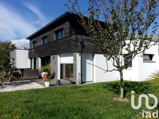  Maison � vendre 9 pi�ces 221 m�