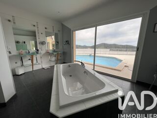  Villa � vendre 6 pi�ces 320 m�