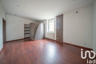  Immeuble � vendre 123 m�