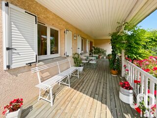  Maison  vendre 10 pices 209 m