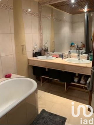  Immeuble  vendre 240 m