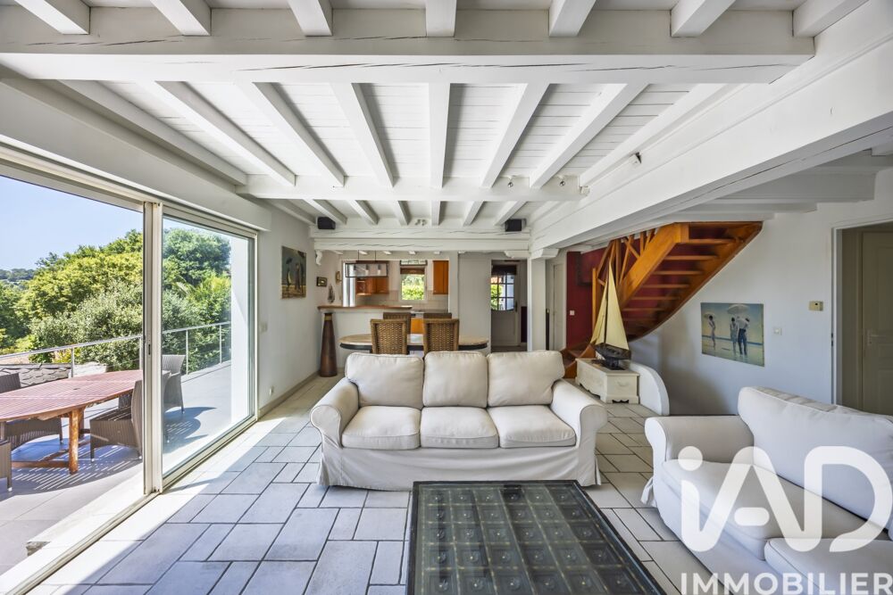 � vendre  Maison Bassussarry (64200)