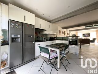  Maison � vendre 5 pi�ces 205 m�