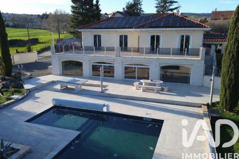   Vente Maison/villa 8 pi�ces Maison - 8 pi�ce(s) - 260 m�