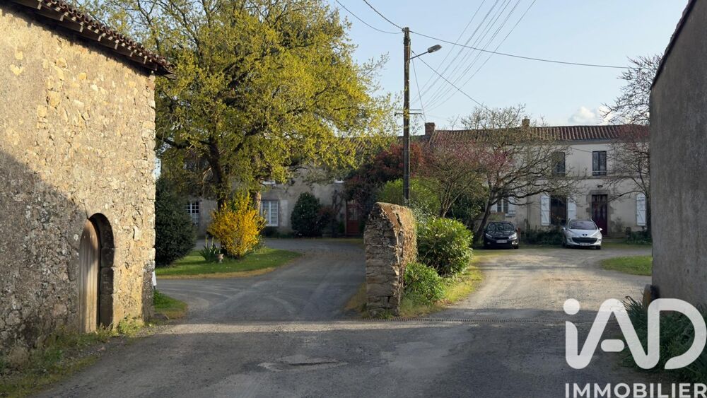 � vendre  Propri�t�/ch�teau Monni�res (44690)