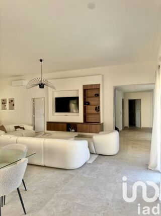  Villa  vendre 7 pices 251 m