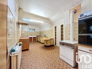  Maison � vendre 9 pi�ces 304 m�