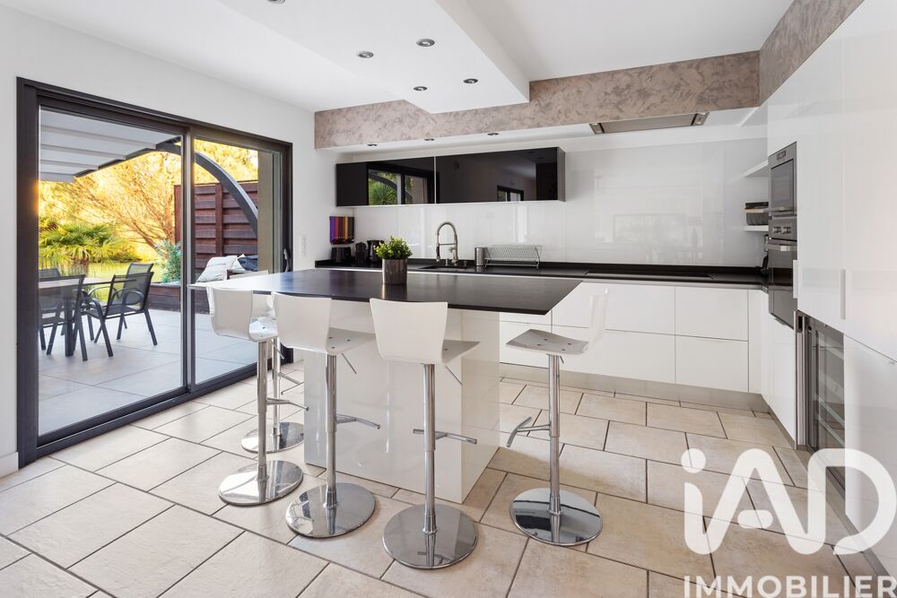 � vendre  Villa Saint-�tienne-de-Montluc (44360)