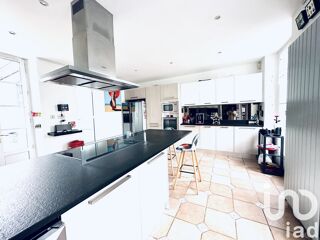  Maison � vendre 10 pi�ces 220 m�