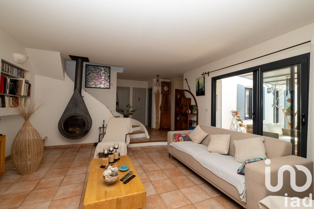  vendre  Maison Sainte-Marie-de-R (17740)