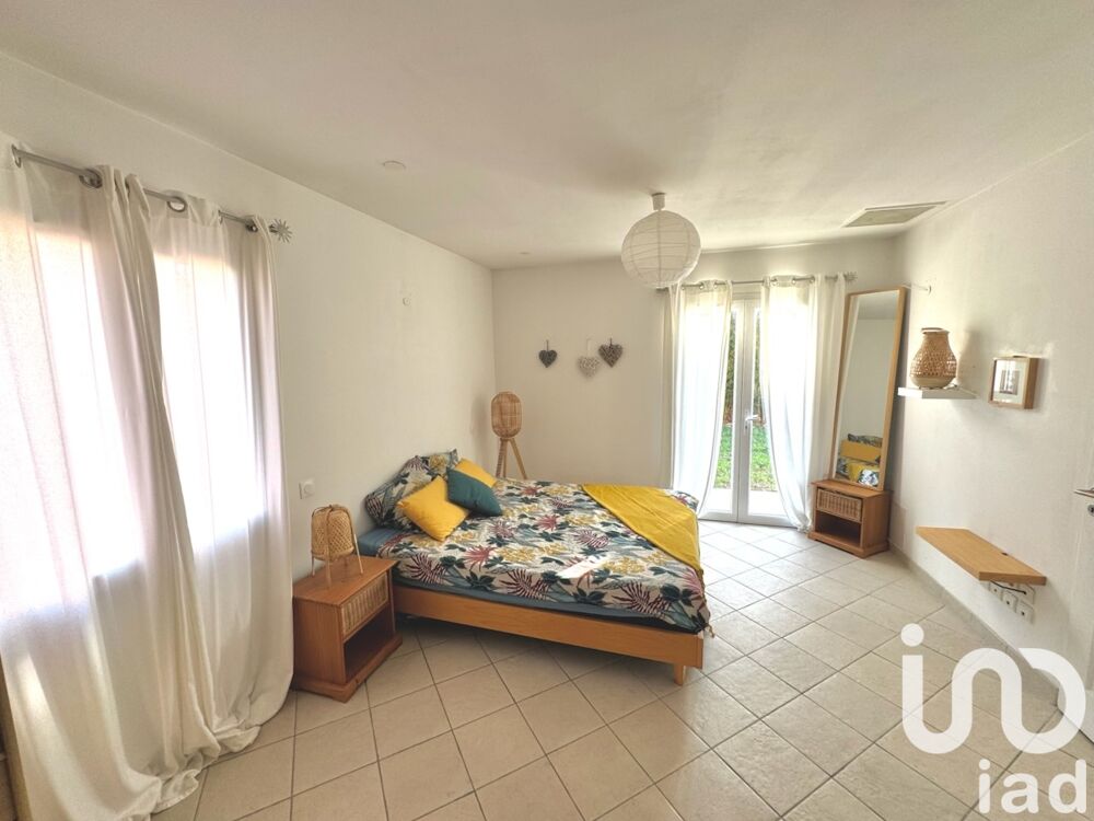  vendre  Maison Cuers (83390)