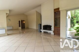  Villa � vendre 8 pi�ces 182 m�