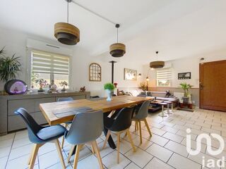  Maison  vendre 11 pices 211 m