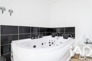  Immeuble � vendre 160 m�