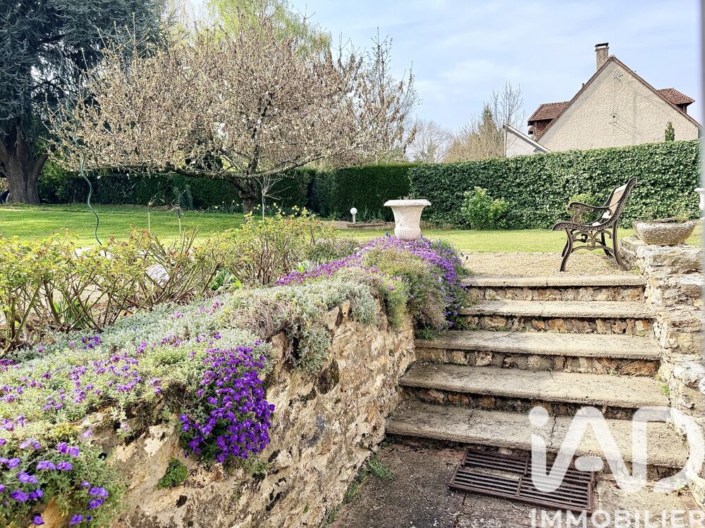 � vendre  Maison Montfort-l'Amaury (78490)