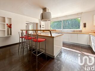  Maison � vendre 8 pi�ces 209 m�