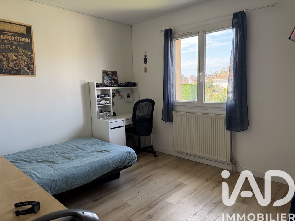 � vendre  Maison Chassieu (69680)