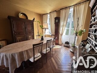  Maison � vendre 9 pi�ces 232 m�