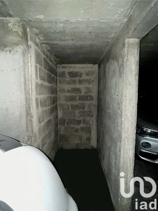  Parking / Garage � vendre 12 m�