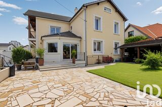  Maison � vendre 8 pi�ces 200 m�