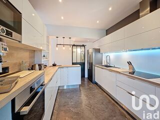  Maison � vendre 7 pi�ces 205 m�