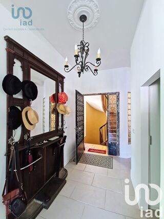  Maison  vendre 8 pices 280 m