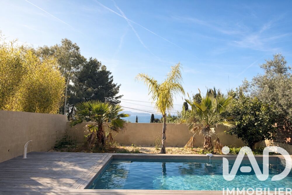 � vendre  Maison Carqueiranne (83320)