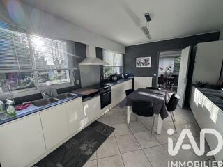  Maison � vendre 9 pi�ces 245 m�