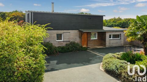   Vente Maison d'architecte 6 pi�ces Villa - 6 pi�ce(s) - 163 m�