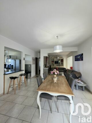  Maison  vendre 6 pices 141 m