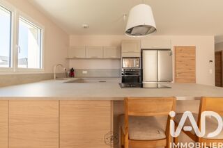  Maison  vendre 6 pices 143 m