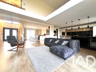  Maison � vendre 10 pi�ces 260 m�
