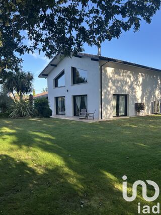  Maison � vendre 8 pi�ces 197 m�