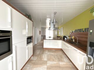  Maison  vendre 7 pices 145 m