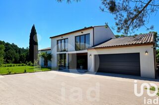  Villa � vendre 6 pi�ces 285 m�