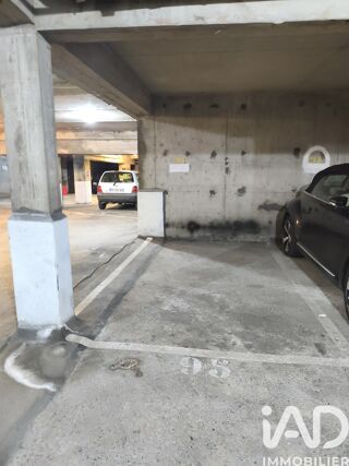  Parking / Garage � vendre 10 m�