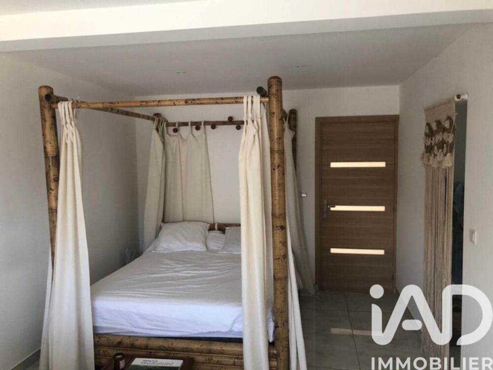 � vendre  Villa Saint-Pierre (97410)