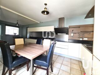  Maison � vendre 8 pi�ces 215 m�