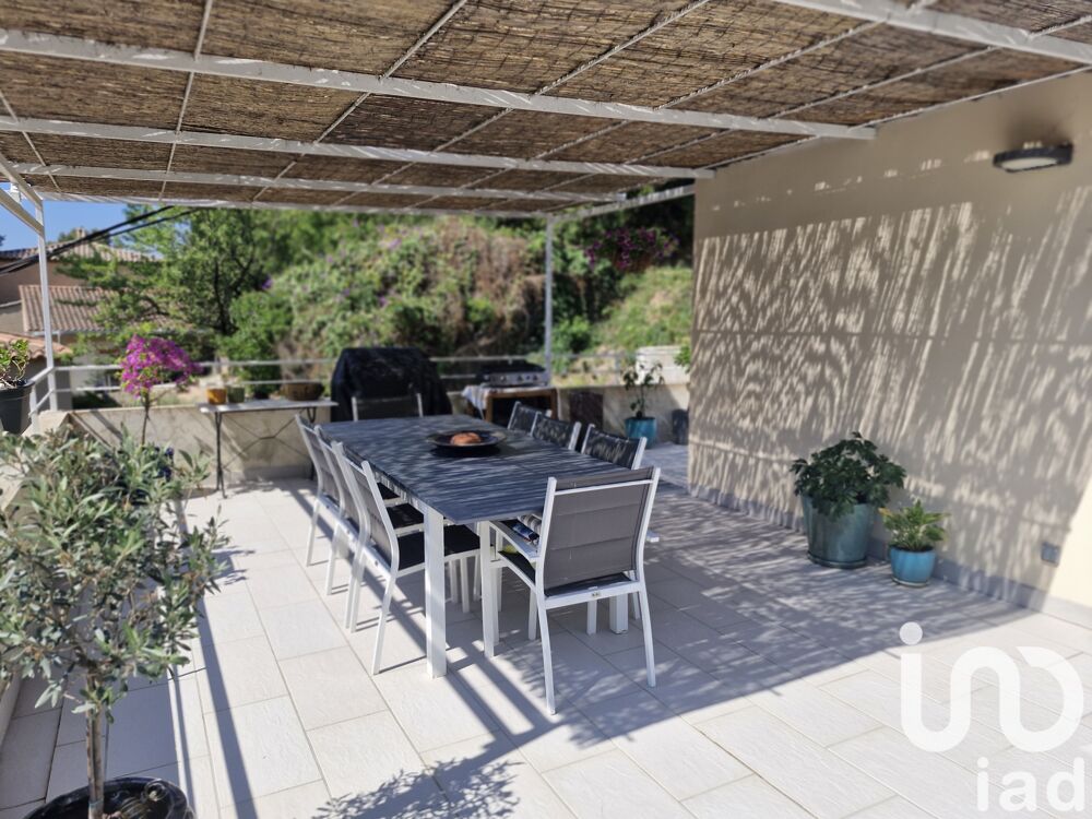  vendre  Maison Le Revest-les-Eaux (83200)