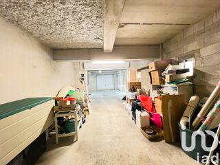  Parking / Garage  vendre 24 m