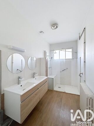  Maison � vendre 9 pi�ces 210 m�