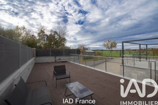  Villa  vendre 5 pices 230 m