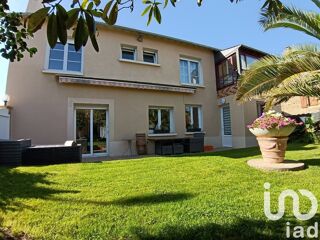  Maison � vendre 8 pi�ces 182 m�