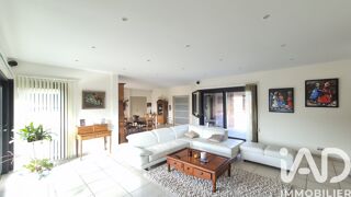  Villa � vendre 12 pi�ces 366 m�