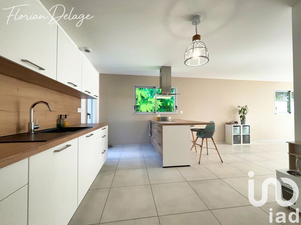  vendre  Maison Chevry (01170)