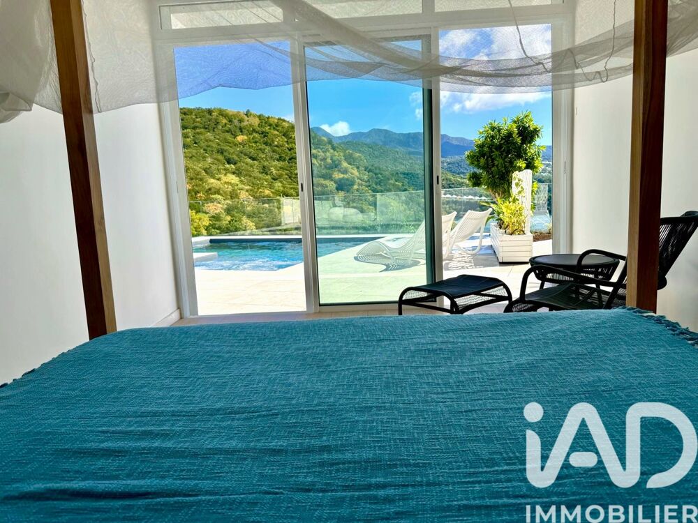 � vendre  Villa Bouillante (97125)