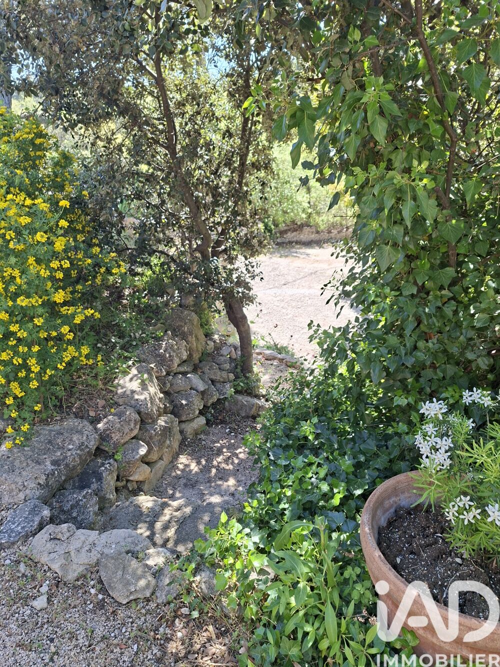 � vendre  Villa Venasque (84210)