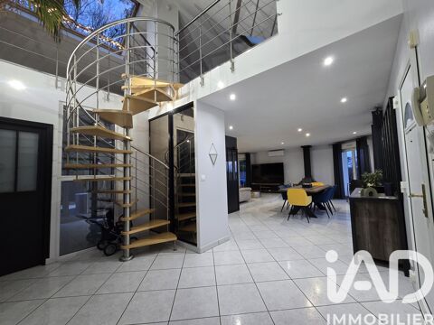   Vente Maison/villa 6 pi�ces Maison - 6 pi�ce(s) - 150 m�