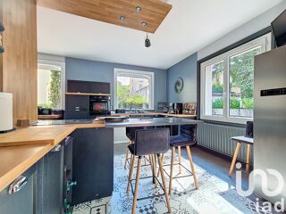  Maison � vendre 10 pi�ces 240 m�