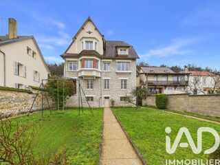  Maison � vendre 9 pi�ces 209 m�
